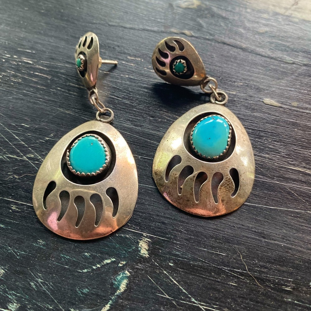Navajo Kingman Turquoise Little Nanuk earrings